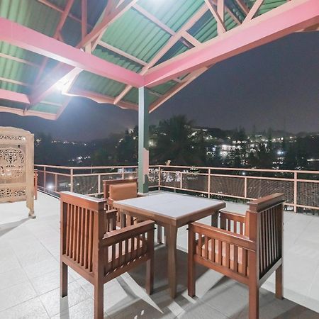 OYO 90596 Hotel Griya Astoeti Bogor Dış mekan fotoğraf