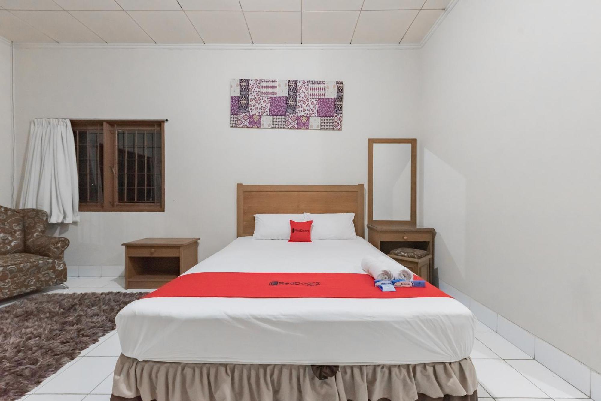 OYO 90596 Hotel Griya Astoeti Bogor Dış mekan fotoğraf
