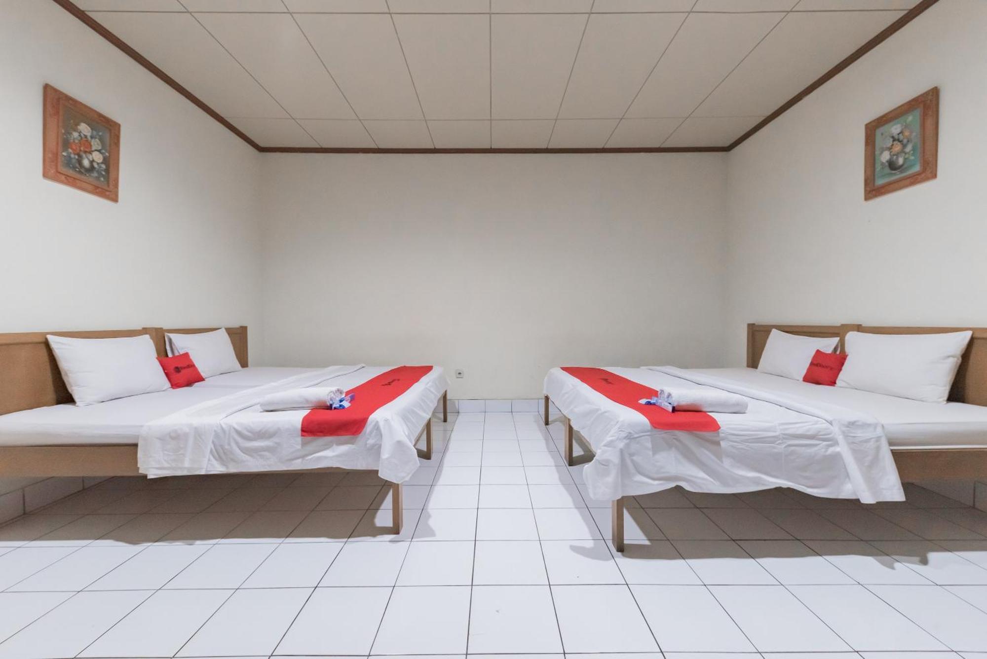 OYO 90596 Hotel Griya Astoeti Bogor Dış mekan fotoğraf