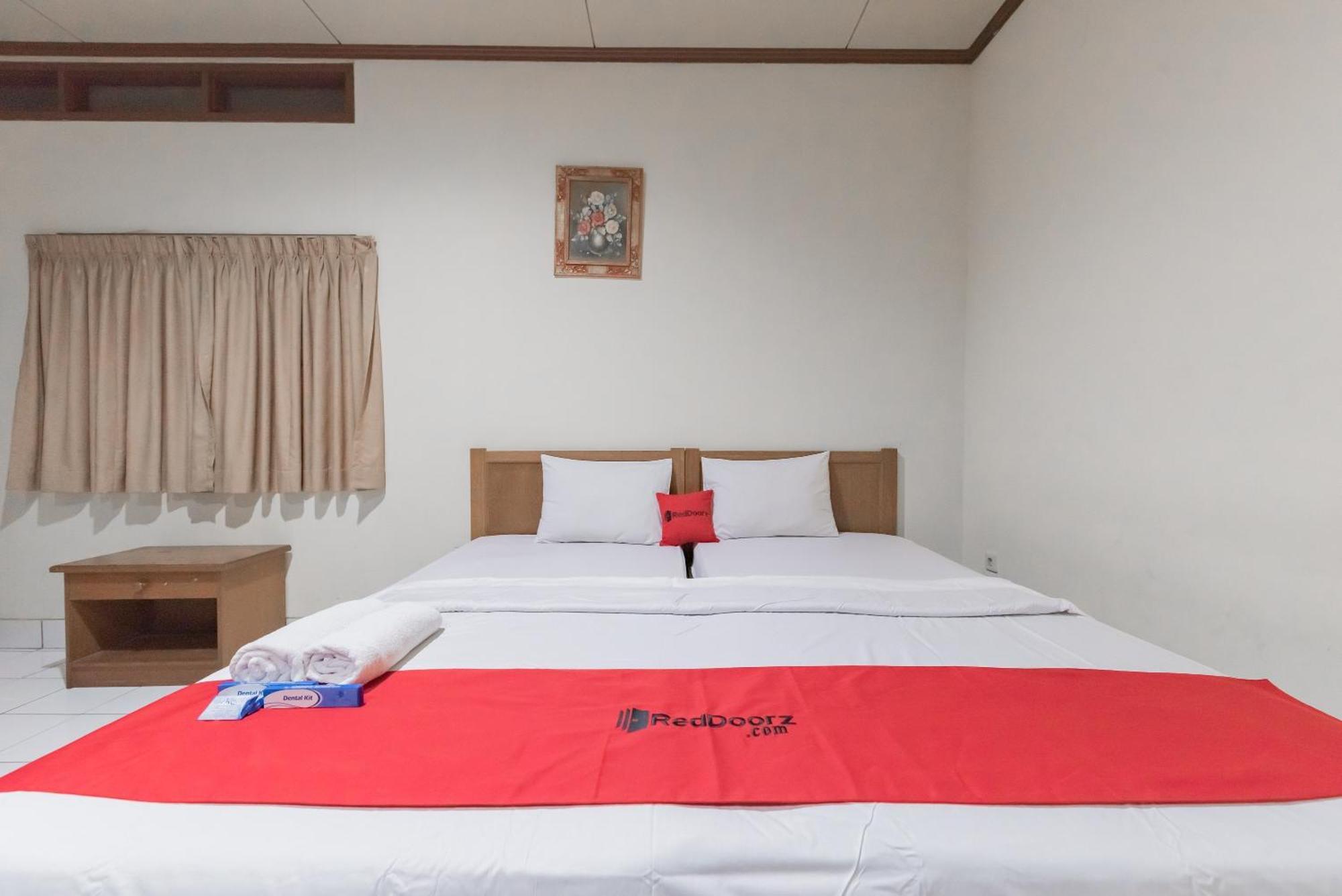 OYO 90596 Hotel Griya Astoeti Bogor Dış mekan fotoğraf